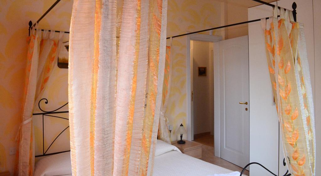 La Casa Delle Rose Room With Air Conditioning La Spezia Extérieur photo